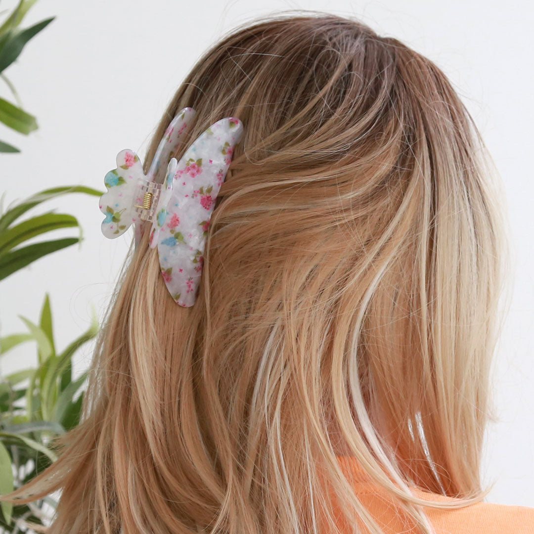 Hair clip white flower