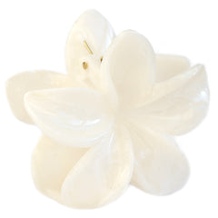 Hair clip flower pastel cream