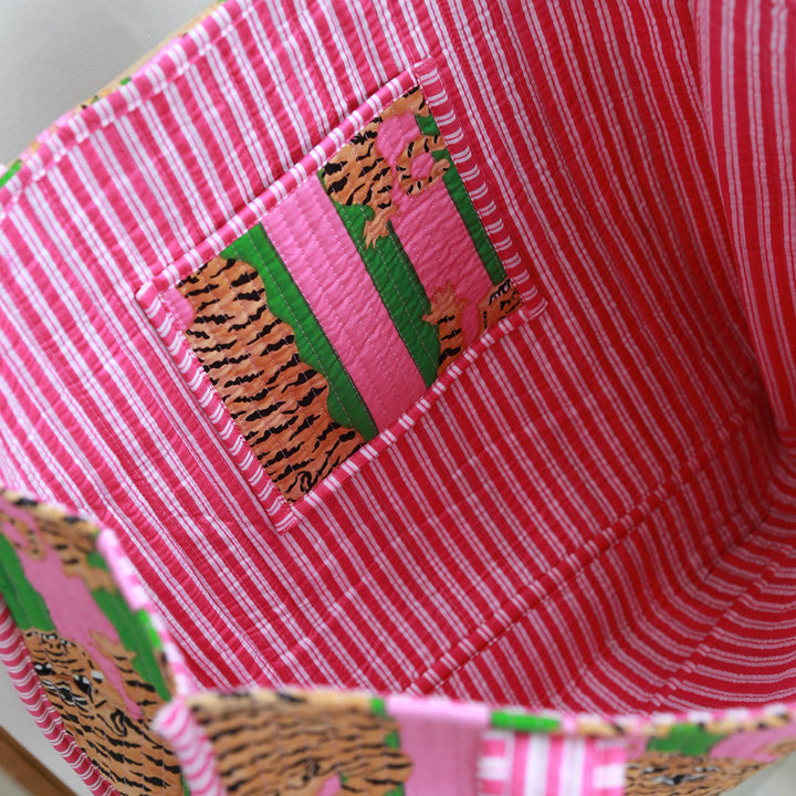 Block print shoulder bag tiger pink