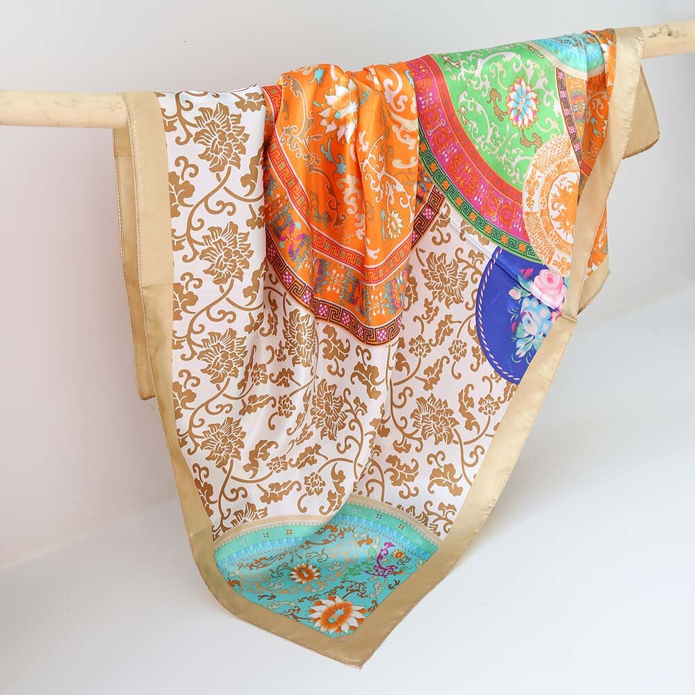 Foulard bandana en satin baroque sun